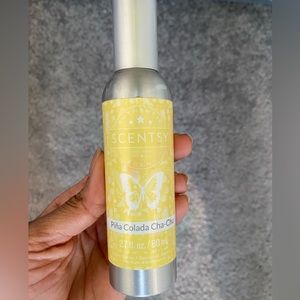 Scentsy Piña Colda Cha-Cha Room Spray